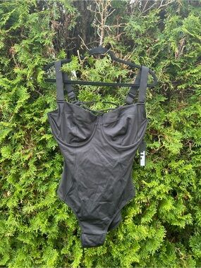 Black Women's One-Piece Swimwear with Underwire Support